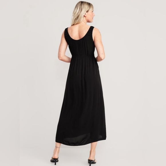 NWT! Black Waist-Defined Sleeveless Crepe Midi Dress for Women - Multiple 💜 - Picture 2 of 13